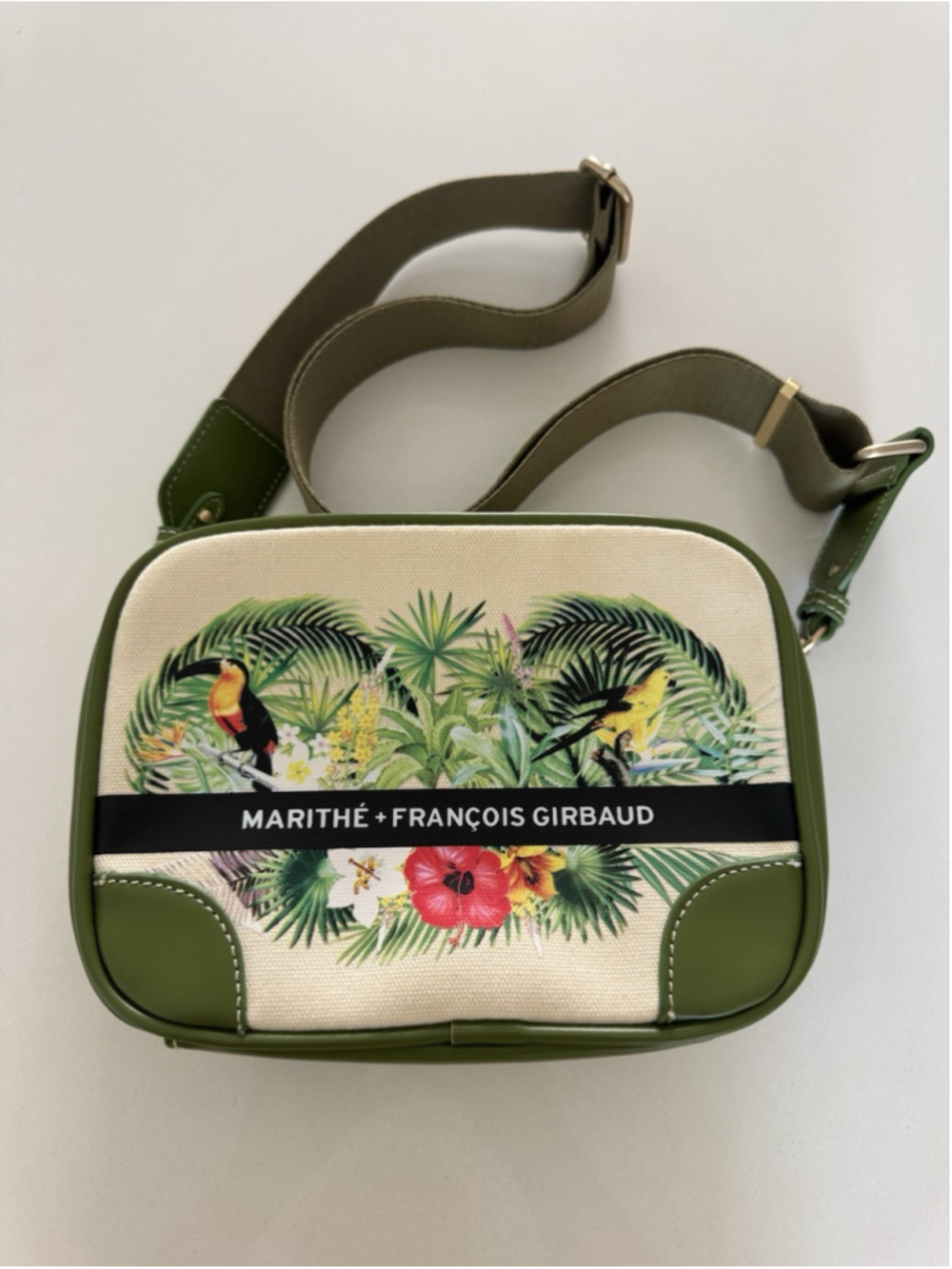 Marithe Francois Girbaud Women's Purse W Tropical Print